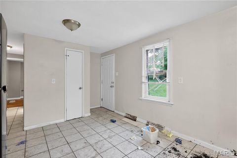 Tiny photo for 416 Ballman Avenue, St Louis, MO 63135 (MLS # 26026336)