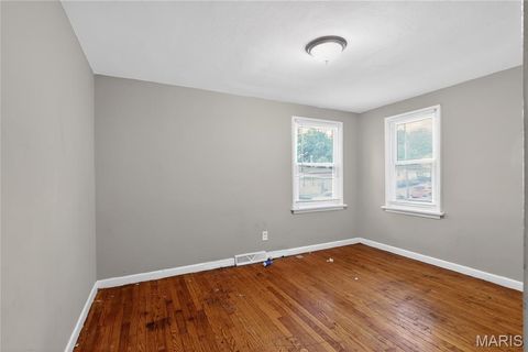 Tiny photo for 416 Ballman Avenue, St Louis, MO 63135 (MLS # 26026336)