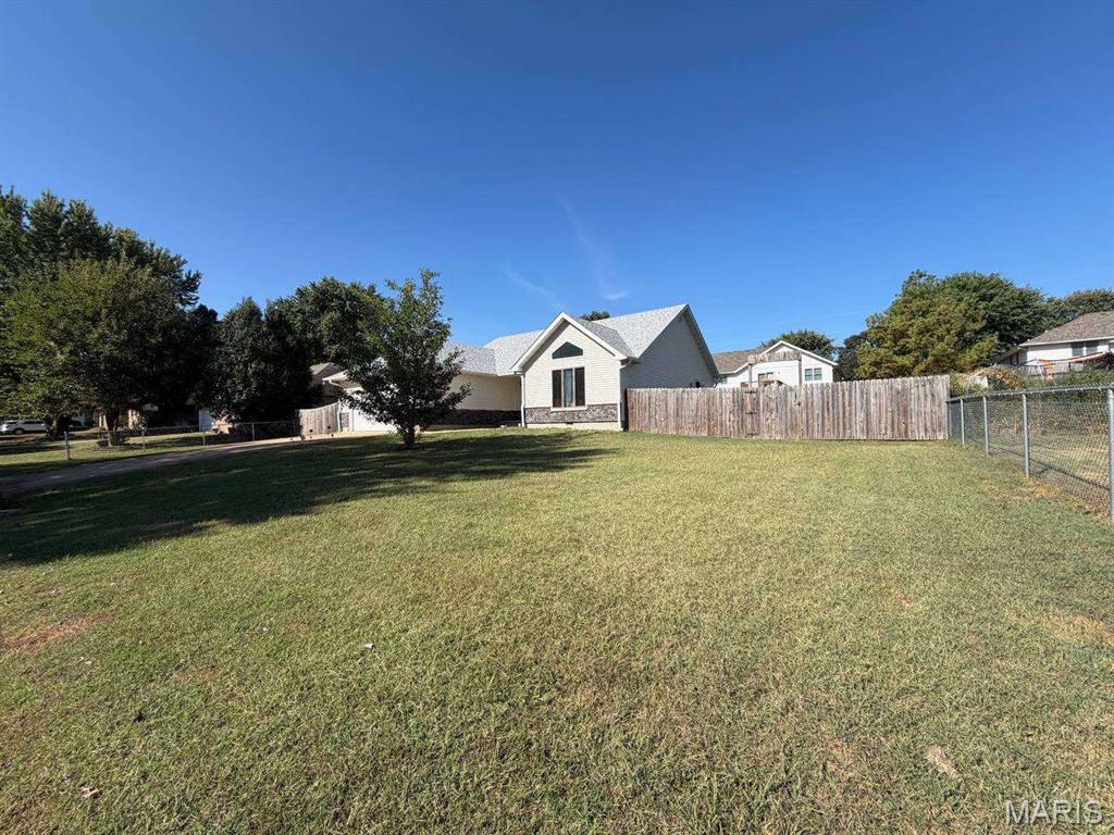 1401 Woodspice Trail