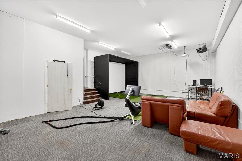 Brentmoor Park Amd - Residential