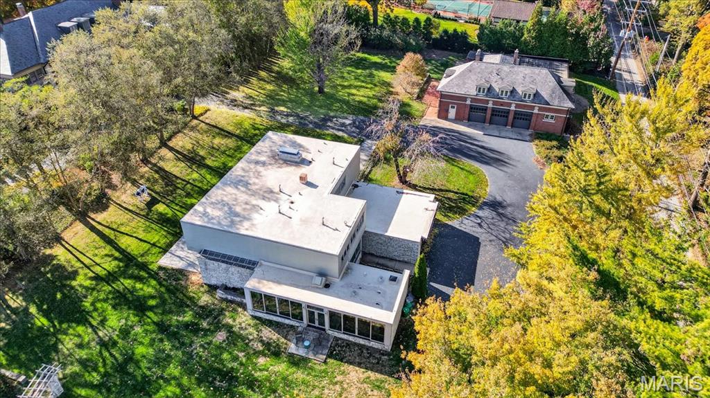 Brentmoor Park Amd - Residential