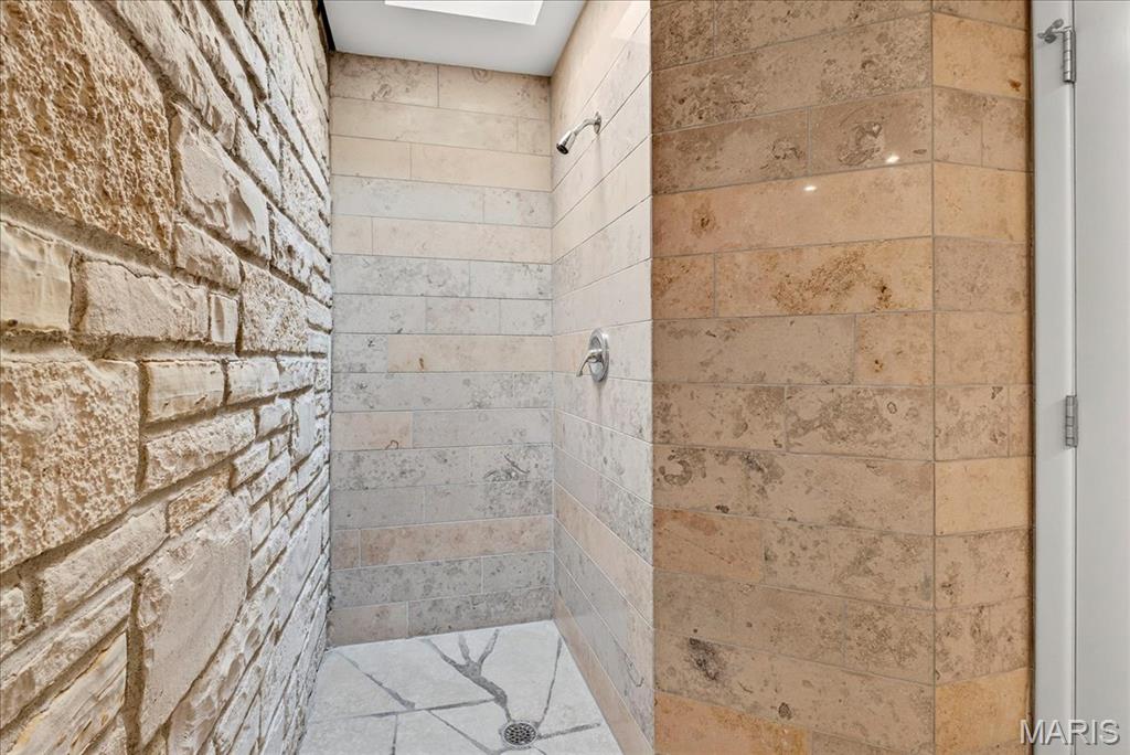 Brentmoor Park Amd - Residential