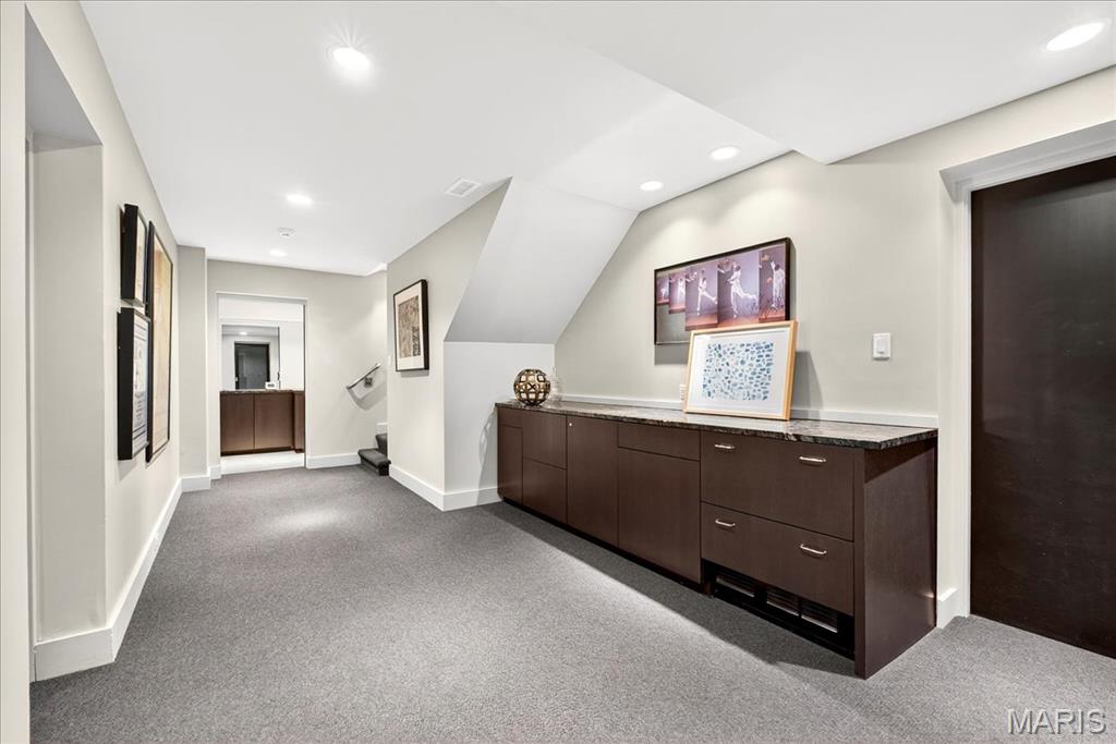 Brentmoor Park Amd - Residential