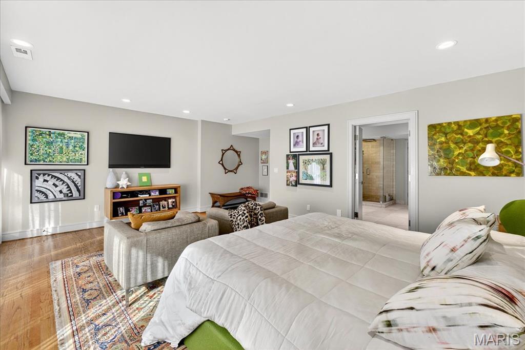 Brentmoor Park Amd - Residential