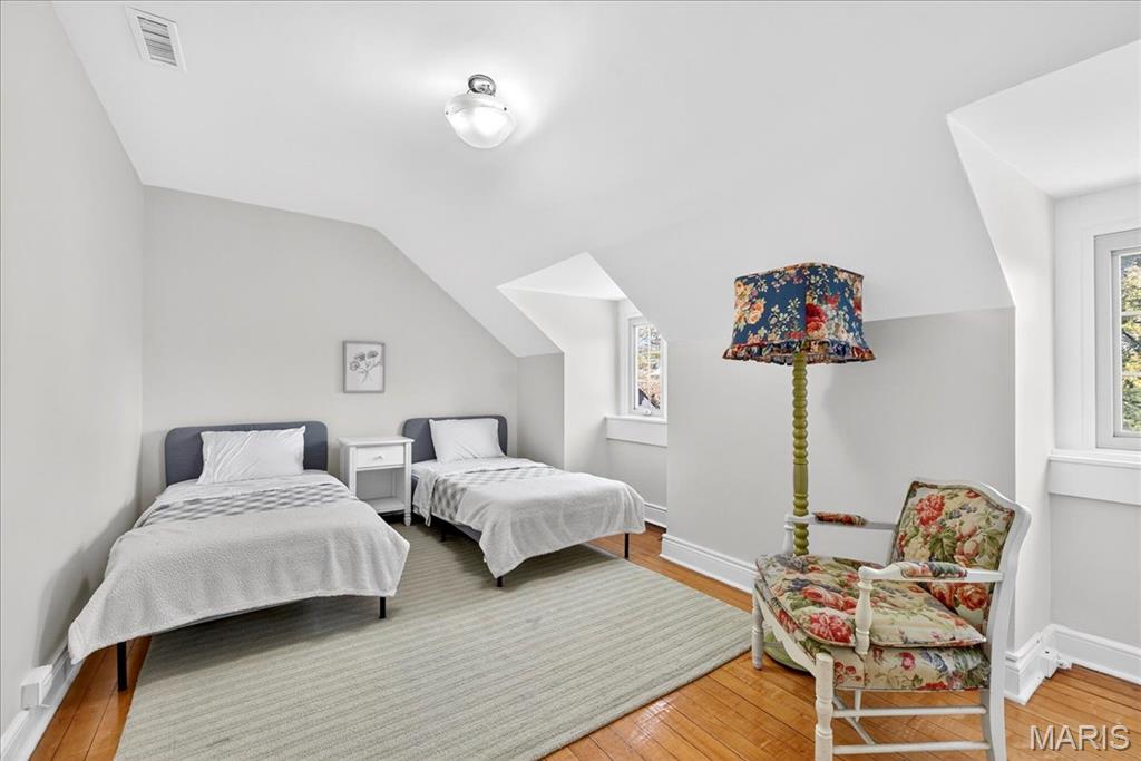 Brentmoor Park Amd - Residential