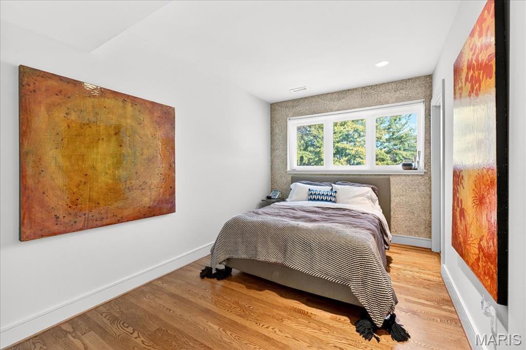 Brentmoor Park Amd - Residential