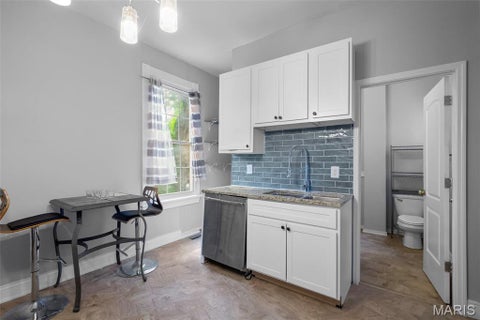 Tiny photo for 3650 Salena Street, St Louis, MO 63118 (MLS # 26059032)