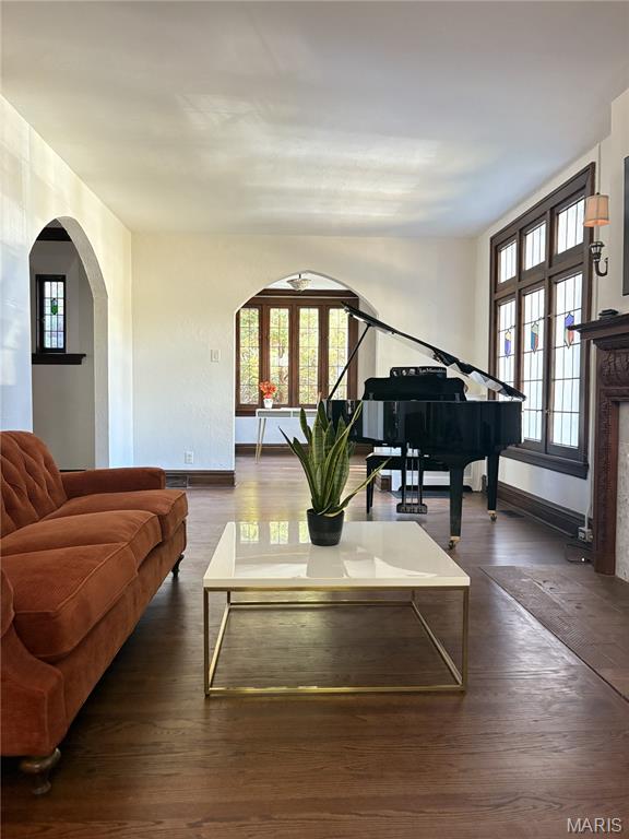 7360 Teasdale Avenue