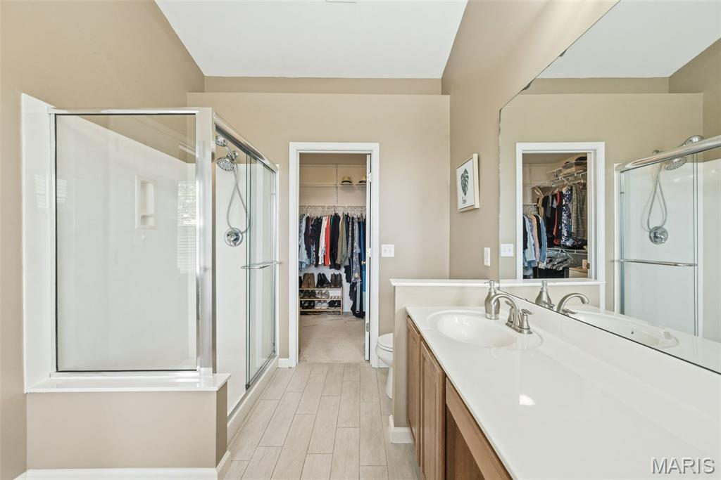 The Manors At Glenbrook - Residential