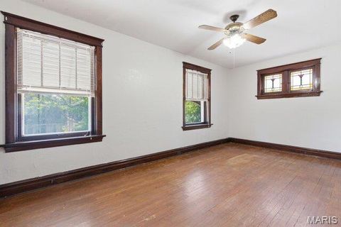 Tiny photo for 5847 Goener Avenue, St Louis, MO 63116 (MLS # 26030676)