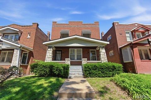 Tiny photo for 5847 Goener Avenue, St Louis, MO 63116 (MLS # 26030676)