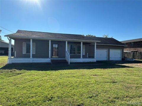 Photo of 109 W Outer Road, Scott City, MO 63780 (MLS # 26065491)