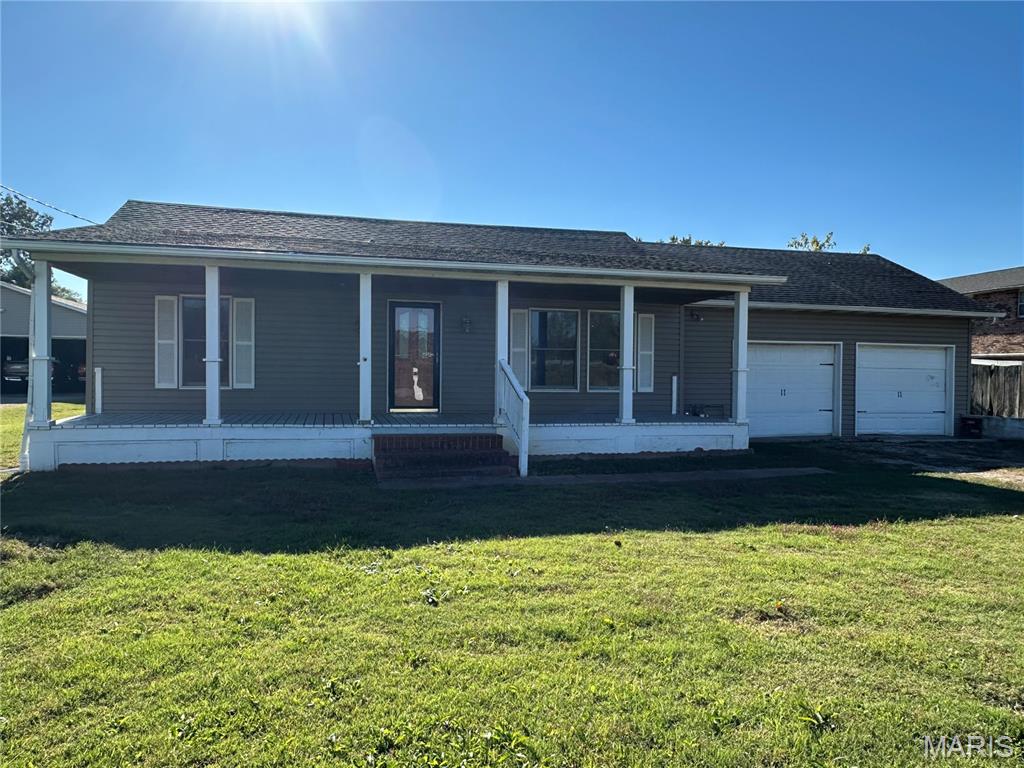 Photo of 109 W Outer Road, Scott City, MO 63780 (MLS # 26065491)