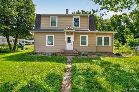 Photo of 9122 Delphine Avenue, St Louis, MO 63114 (MLS # 26068160)