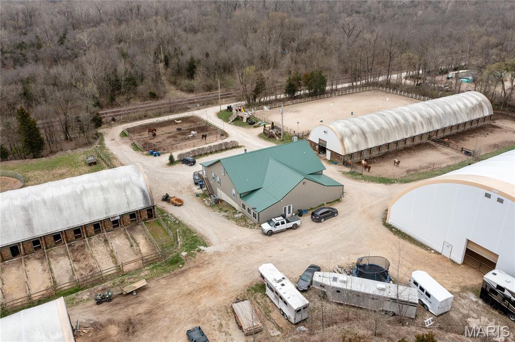 Lewis Estates - Farm