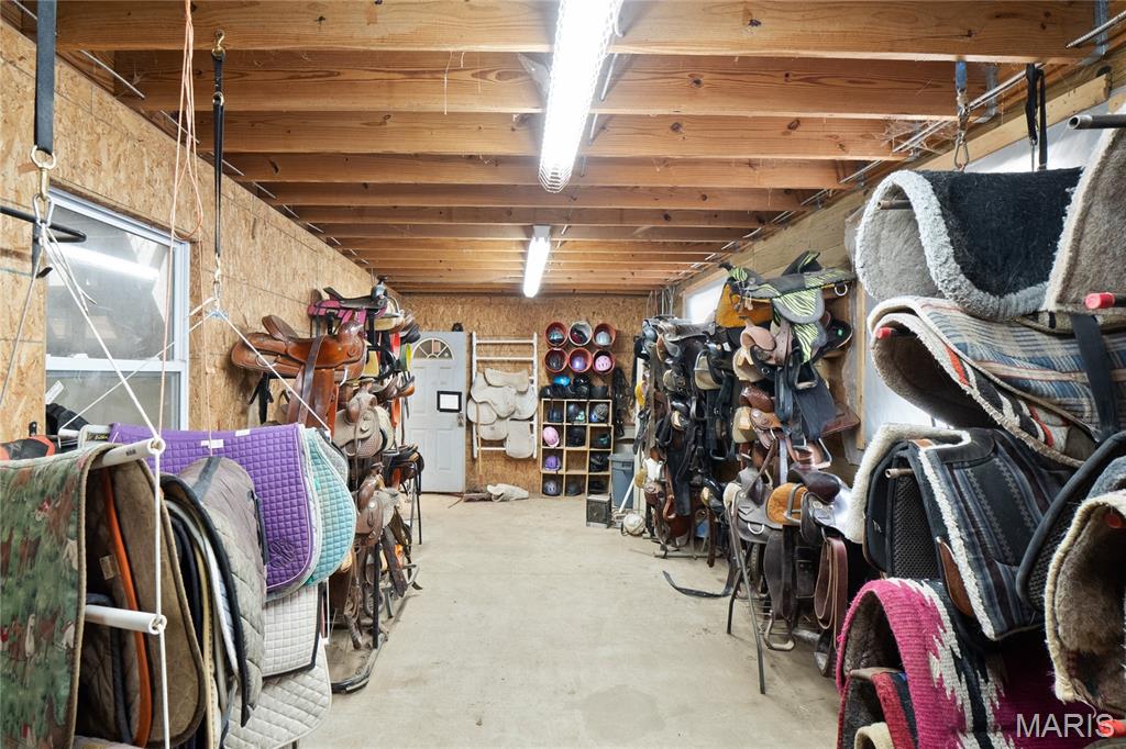 Lewis Estates - Farm