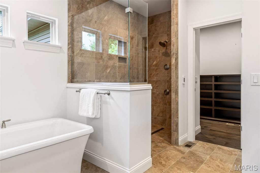 Grand Reserve - Residential