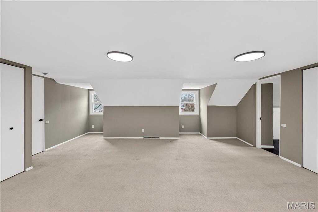 Knollcrest - Residential