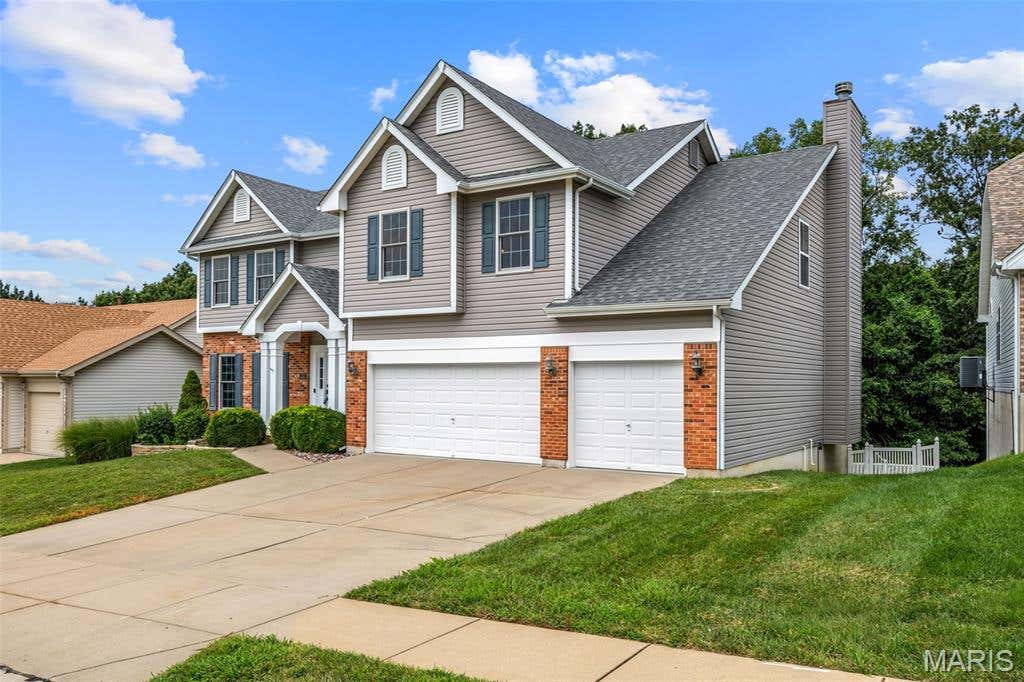 Photo of 4185 Stonecroft Drive, St Charles, MO 63304 (MLS # 26052282)