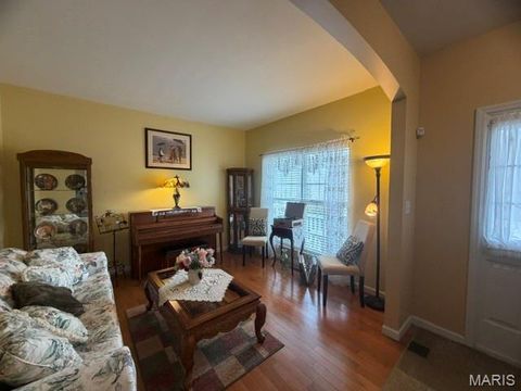 Tiny photo for 2155 Appaloosa Trail, High Ridge, MO 63049 (MLS # 26025063)