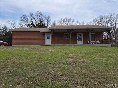 Photo of 127 Mar Pat Drive, Wentzville, MO 63385 (MLS # 26017115)