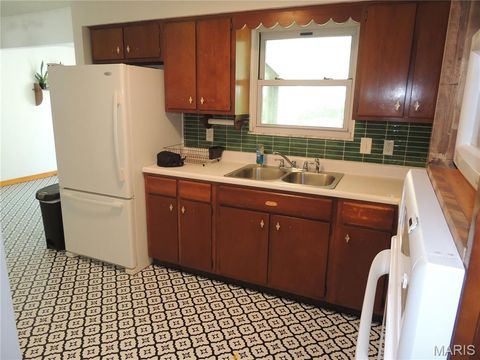 Tiny photo for 110 Trail Avenue, Troy, MO 63379 (MLS # 26024089)