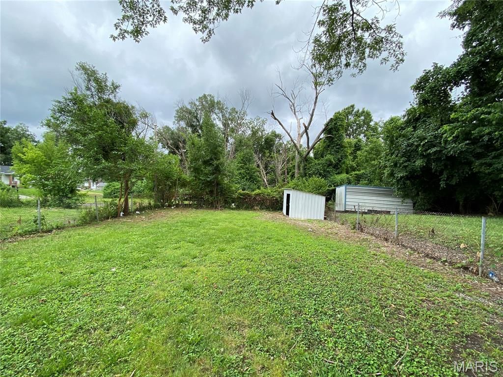 Photo of 3816 N Hanley Road, Unincorporated, MO 63121 (MLS # 26042446)