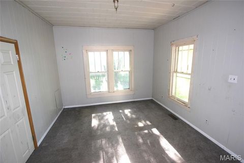 Tiny photo for 112 W Fite Street, Park Hills, MO 63601 (MLS # 26026375)