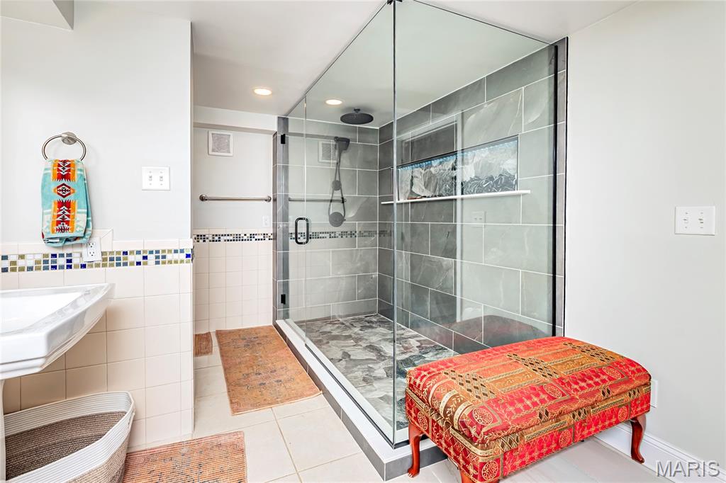 Fox Creek Valley 5 - Residential