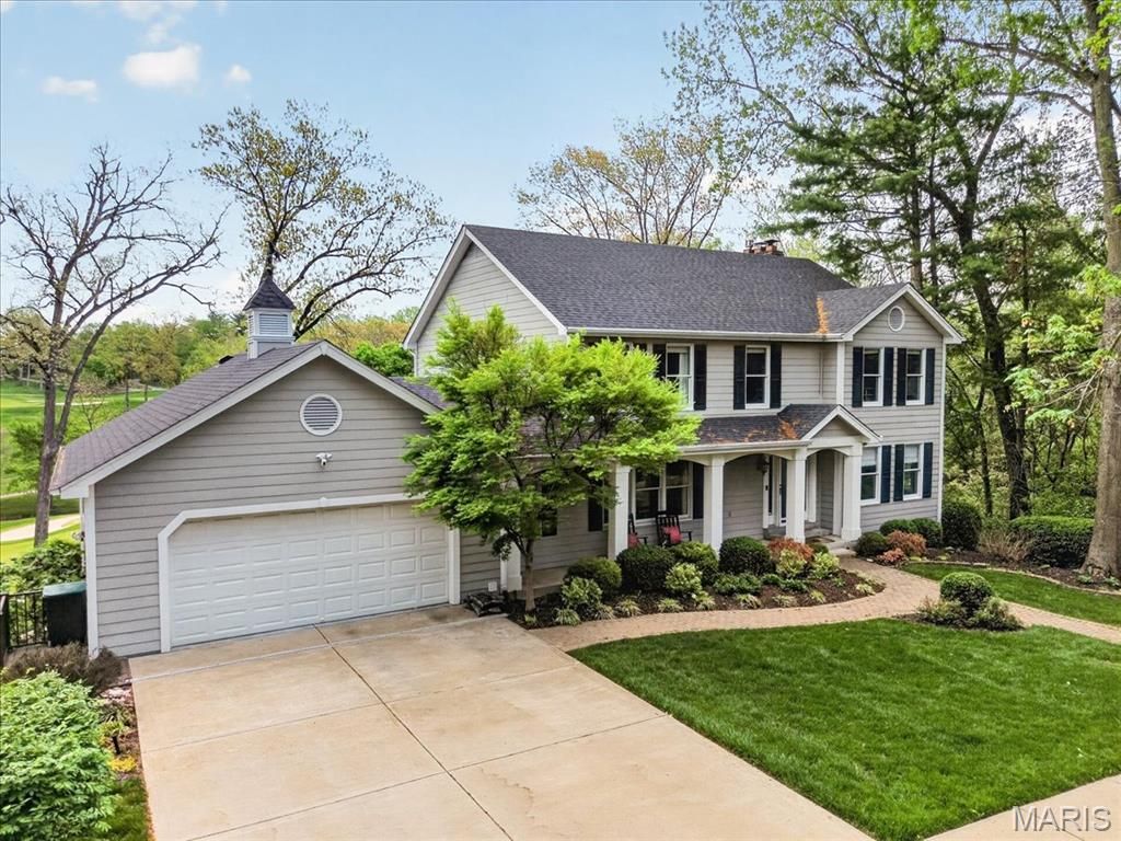 Photo of 303 Greenbriar Estates Drive, St Louis, MO 63122 (MLS # 26023282)