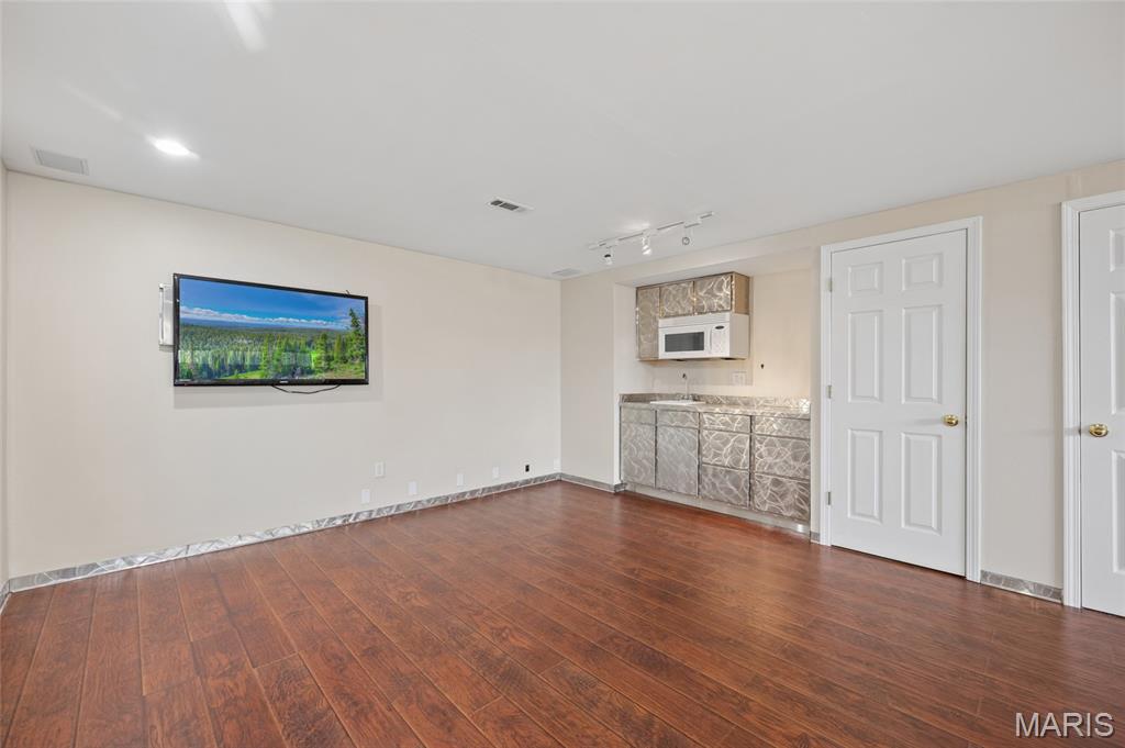 Alexandria Place - Residential