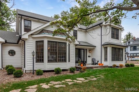 Tiny photo for 125 Swan Avenue, Kirkwood, MO 63122 (MLS # 25069022)