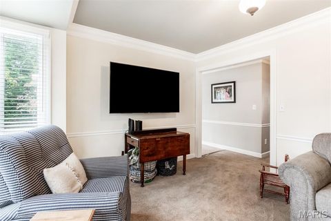 Tiny photo for 125 Swan Avenue, Kirkwood, MO 63122 (MLS # 25069022)