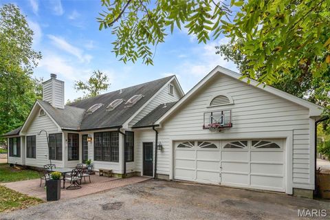 Tiny photo for 125 Swan Avenue, Kirkwood, MO 63122 (MLS # 25069022)