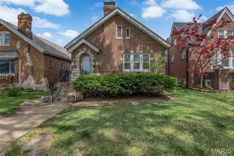 Photo of 5623 Milentz Avenue, St Louis, MO 63109 (MLS # 26022826)