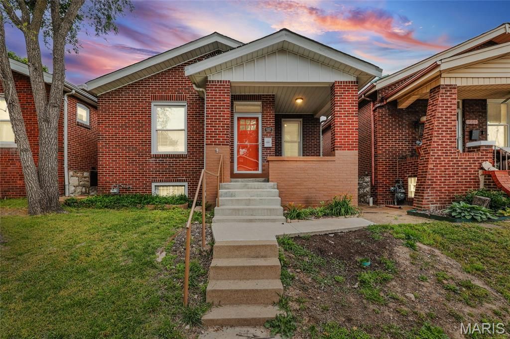 Photo of 4435 Itaska Street, St Louis, MO 63116 (MLS # 26025681)