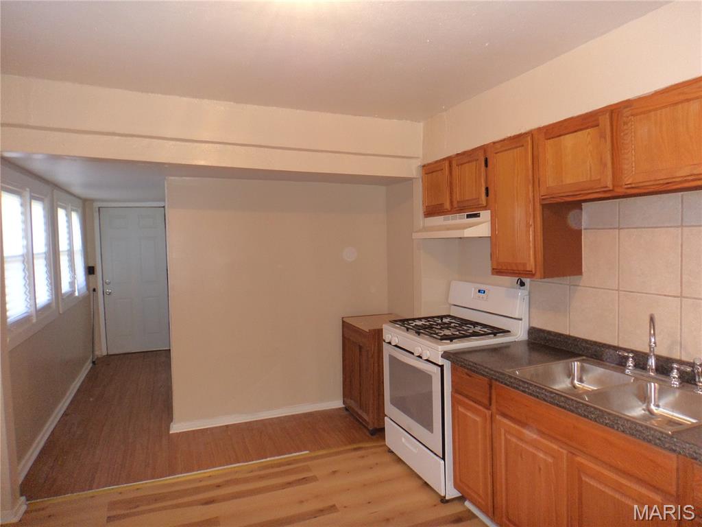 Belle Mead Place Resub Acre Lt 5 - Residential