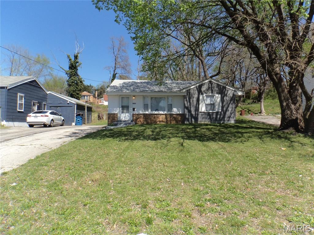 Photo of 7133 Beulah Avenue, Jennings, MO 63136 (MLS # 26021240)
