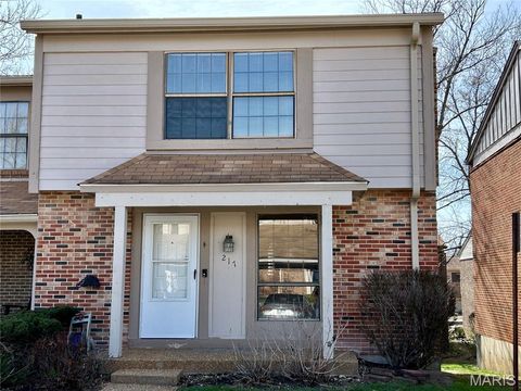 217 Carmel Woods Drive Ellisville MO 63021