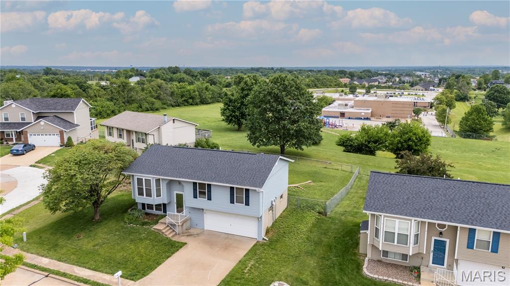 Shelley Manor 02 - Residential