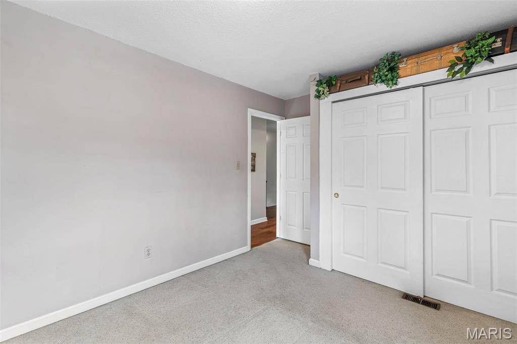 Bluff Wood Manor - Residential