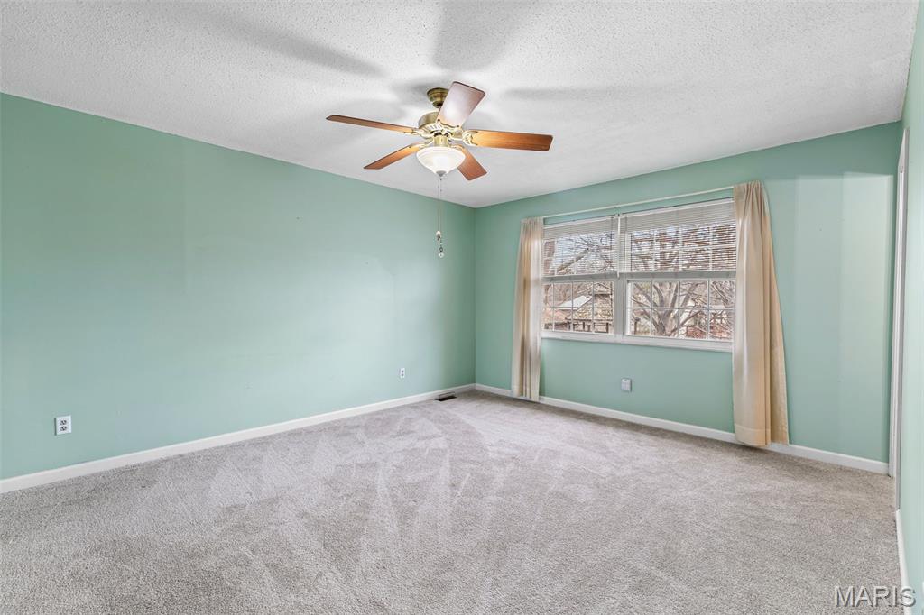 Bluff Wood Manor - Residential