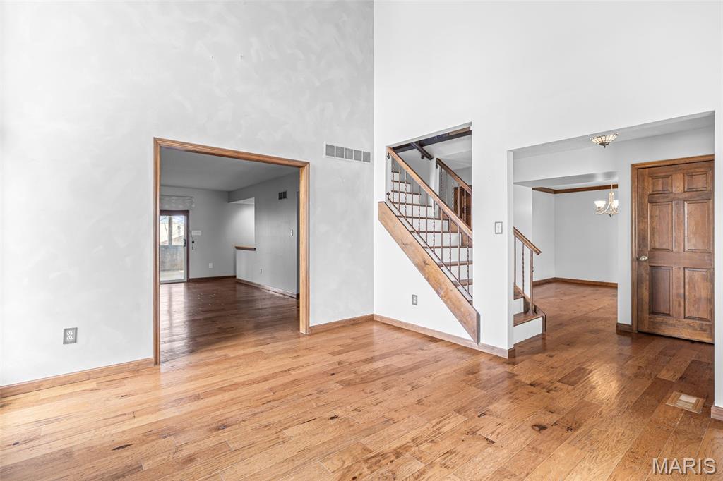 Bluff Wood Manor - Residential