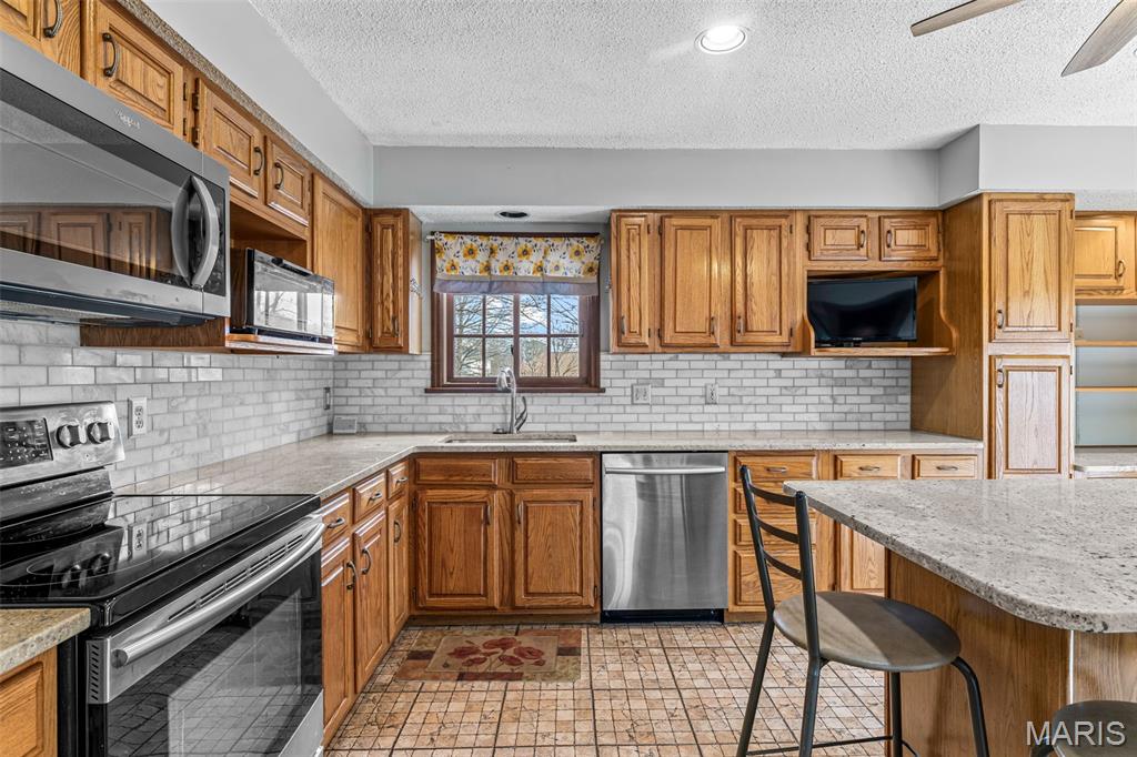 7008 Holly View Court