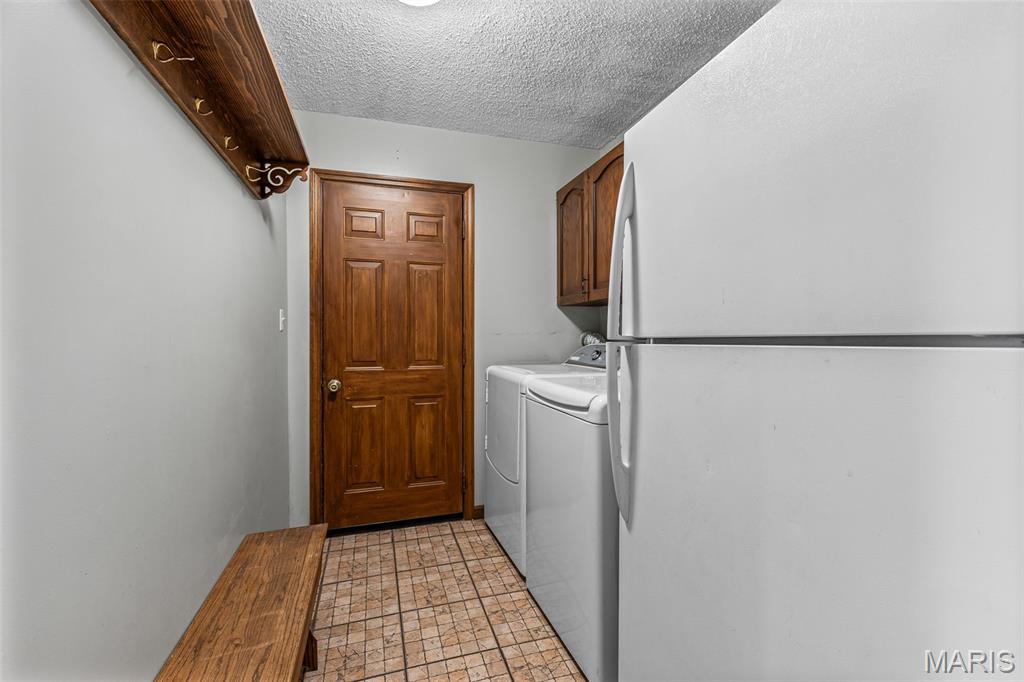 Bluff Wood Manor - Residential