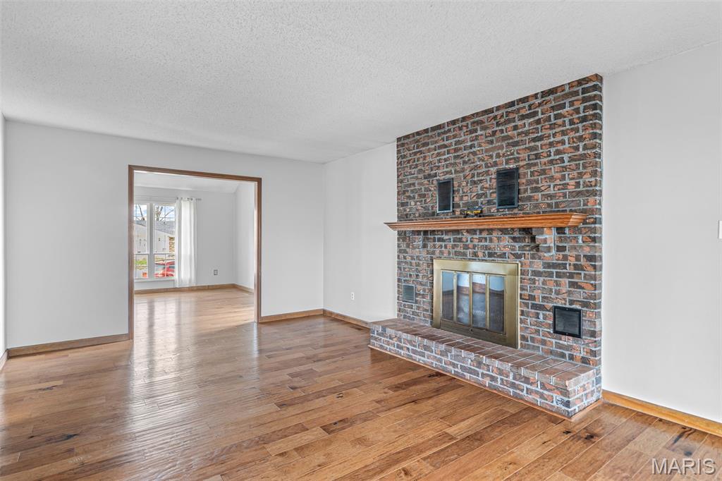 Bluff Wood Manor - Residential