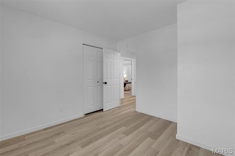 Tiny photo for 504 Thornlea Court, Ballwin, MO 63011 (MLS # 25079716)