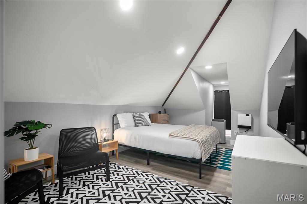 Pages South Add - Residential Lease