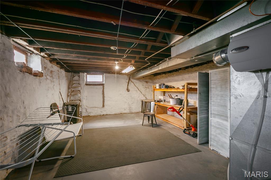 Pages South Add - Residential Lease