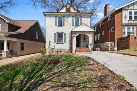 Photo of 7479 Hiawatha Avenue, Richmond Heights, MO 63117 (MLS # 26019073)